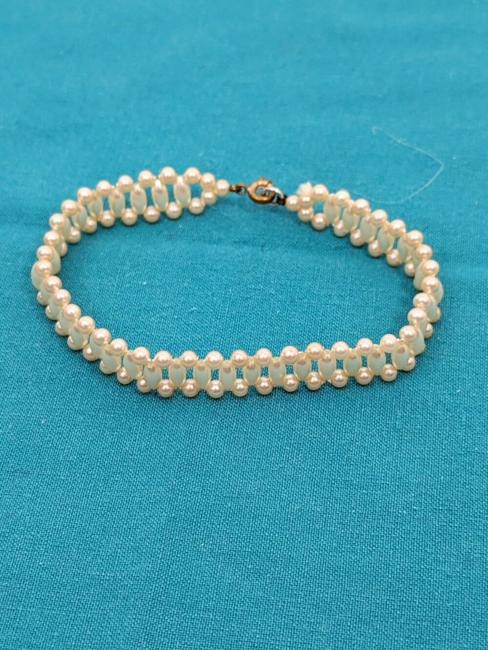 Vintage double-strand seed pearl bracelet